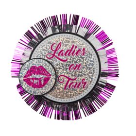 Lánybúcsús kitűző