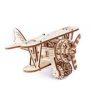 Fából készült városi kétfedelű repülőgép