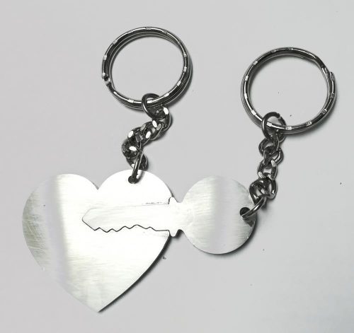 Kulcstartó szív+kulcs gravírozható