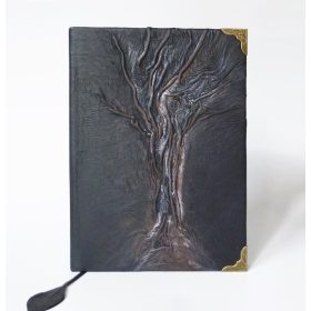 Bőr borítású napló - fekete fa mintával A5
