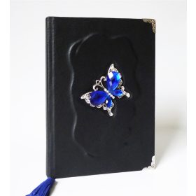Bőr borítású napló - fekete kék pillangóval A5