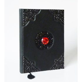 Bőr borítású napló - piros kővel II. A5