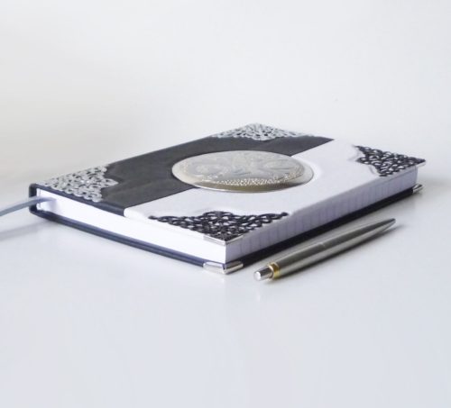 Bőr borítású napló - fekete-fehér II. A5