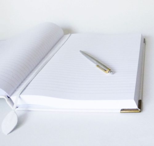 Bőr borítású napló - fehér A4